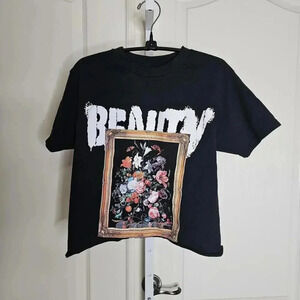 Fashion Nova X-Small Black Graphic Tee - Beauty Design